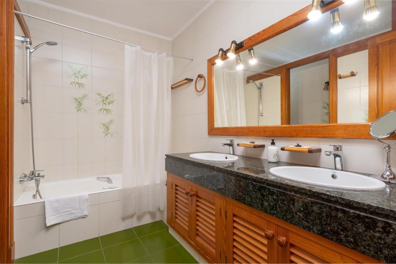 Villa New! Pere For 10 People With Pool And Panoramic Views *